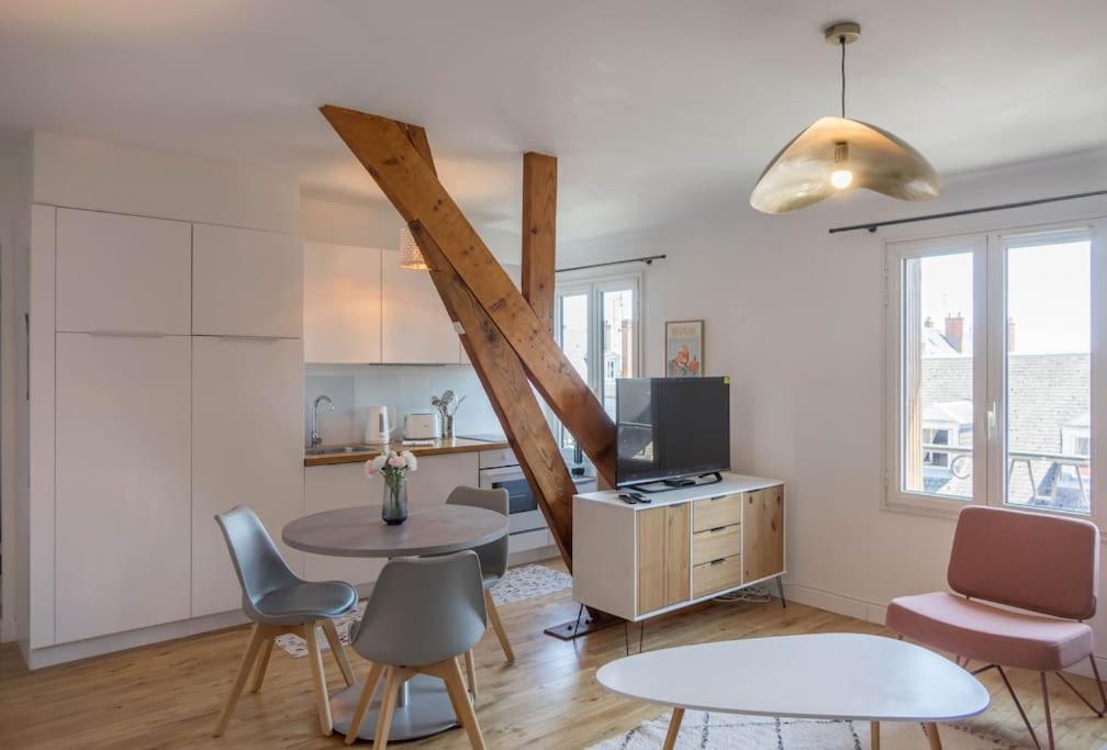 Apartamento Le Vieux Marche *T2* Orléans Exterior foto